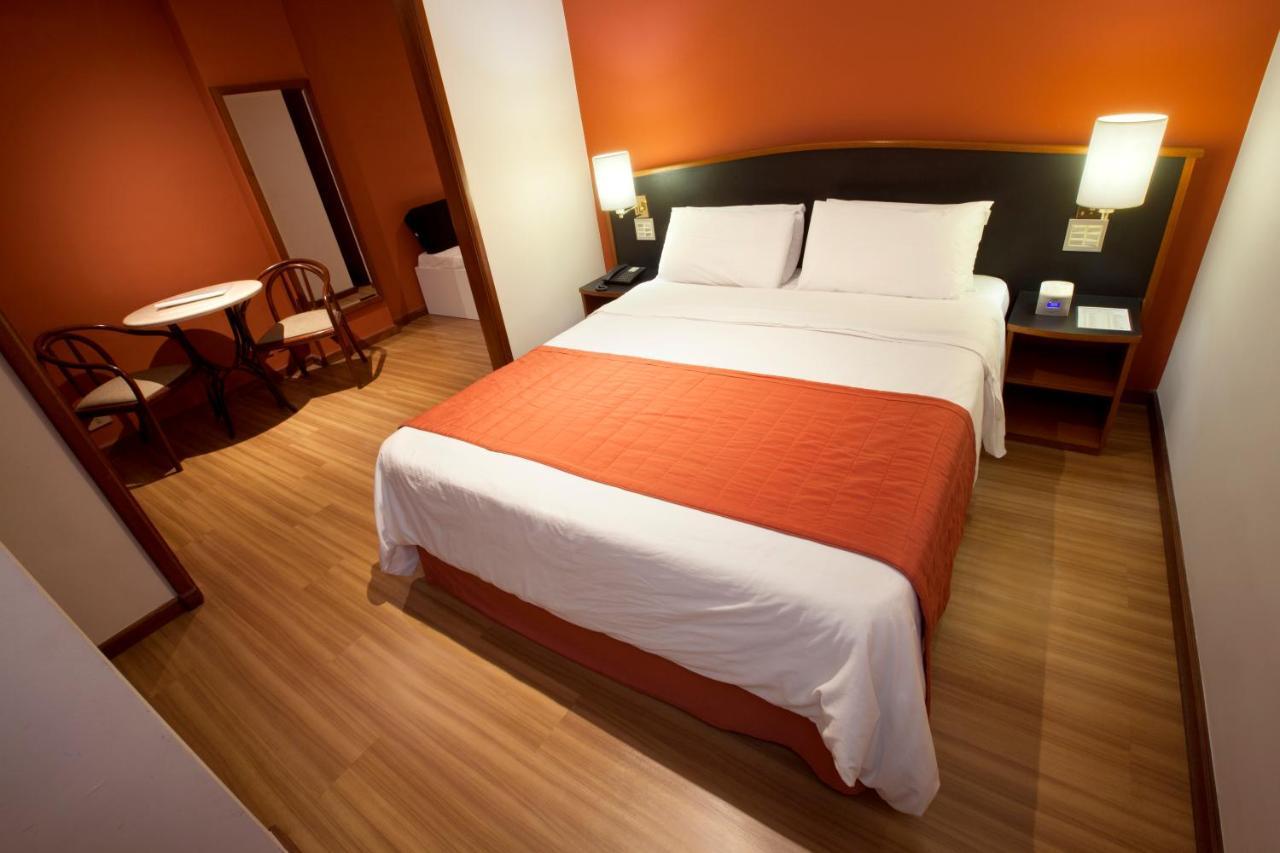 Hotel Moncloa เซาเปาโล ภายนอก รูปภาพ