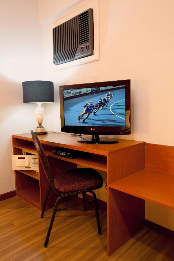 Hotel Moncloa เซาเปาโล ภายนอก รูปภาพ