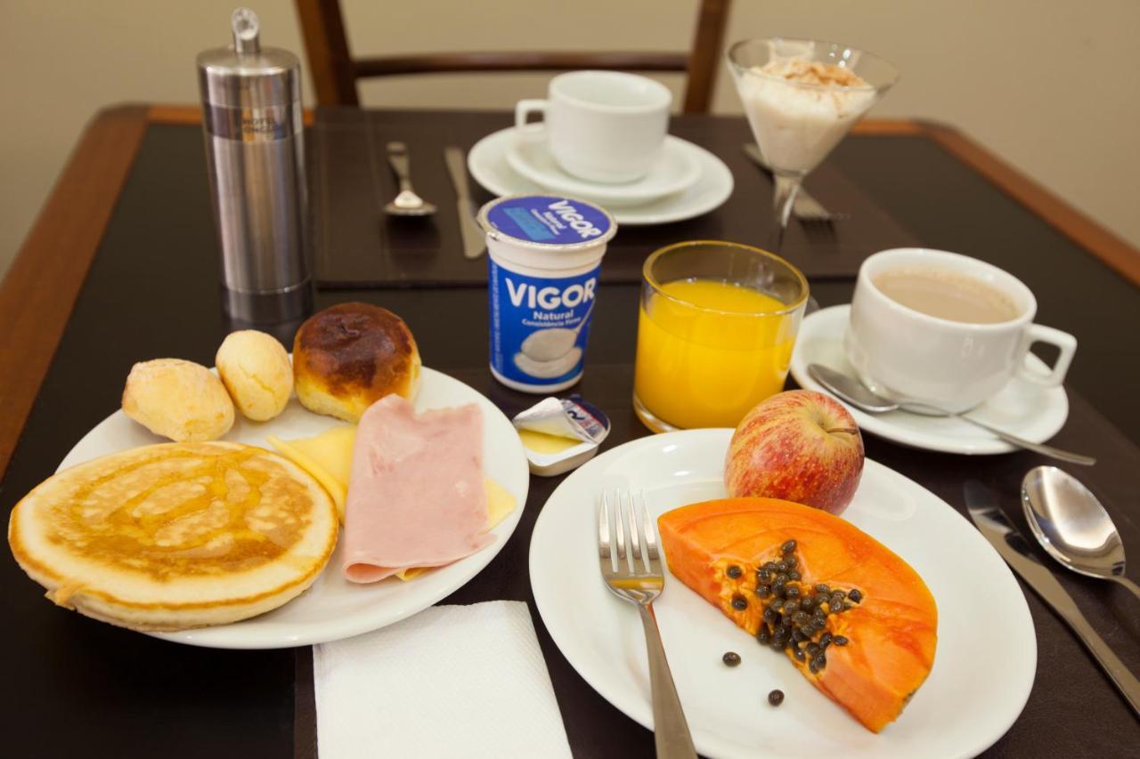 Hotel Moncloa เซาเปาโล ภายนอก รูปภาพ
